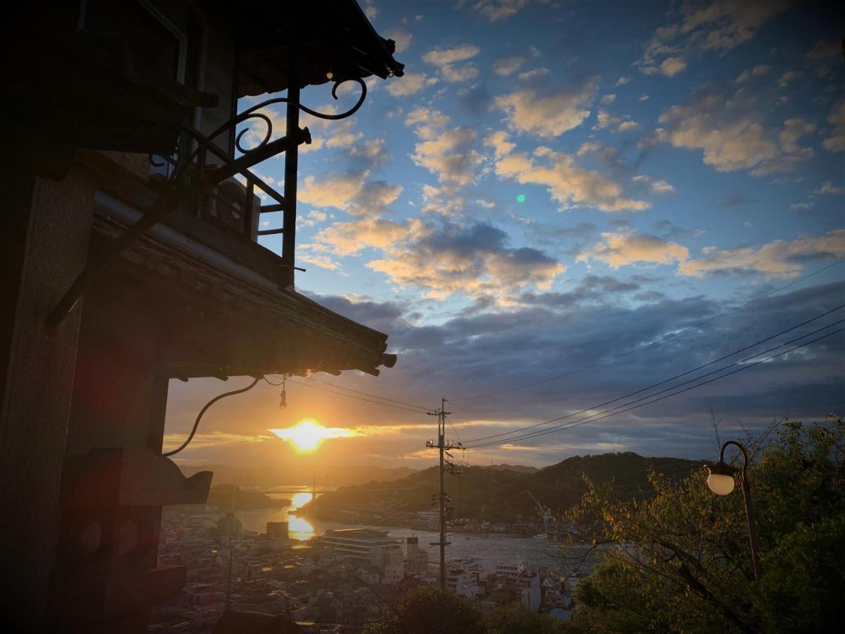 Onomichi Guest House Miharashi-Tei Екстер'єр фото