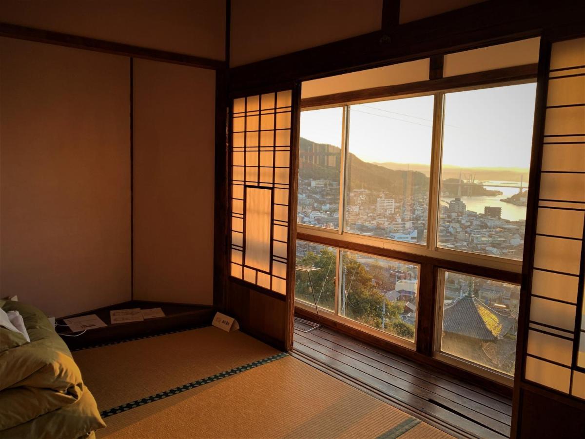 Onomichi Guest House Miharashi-Tei Екстер'єр фото