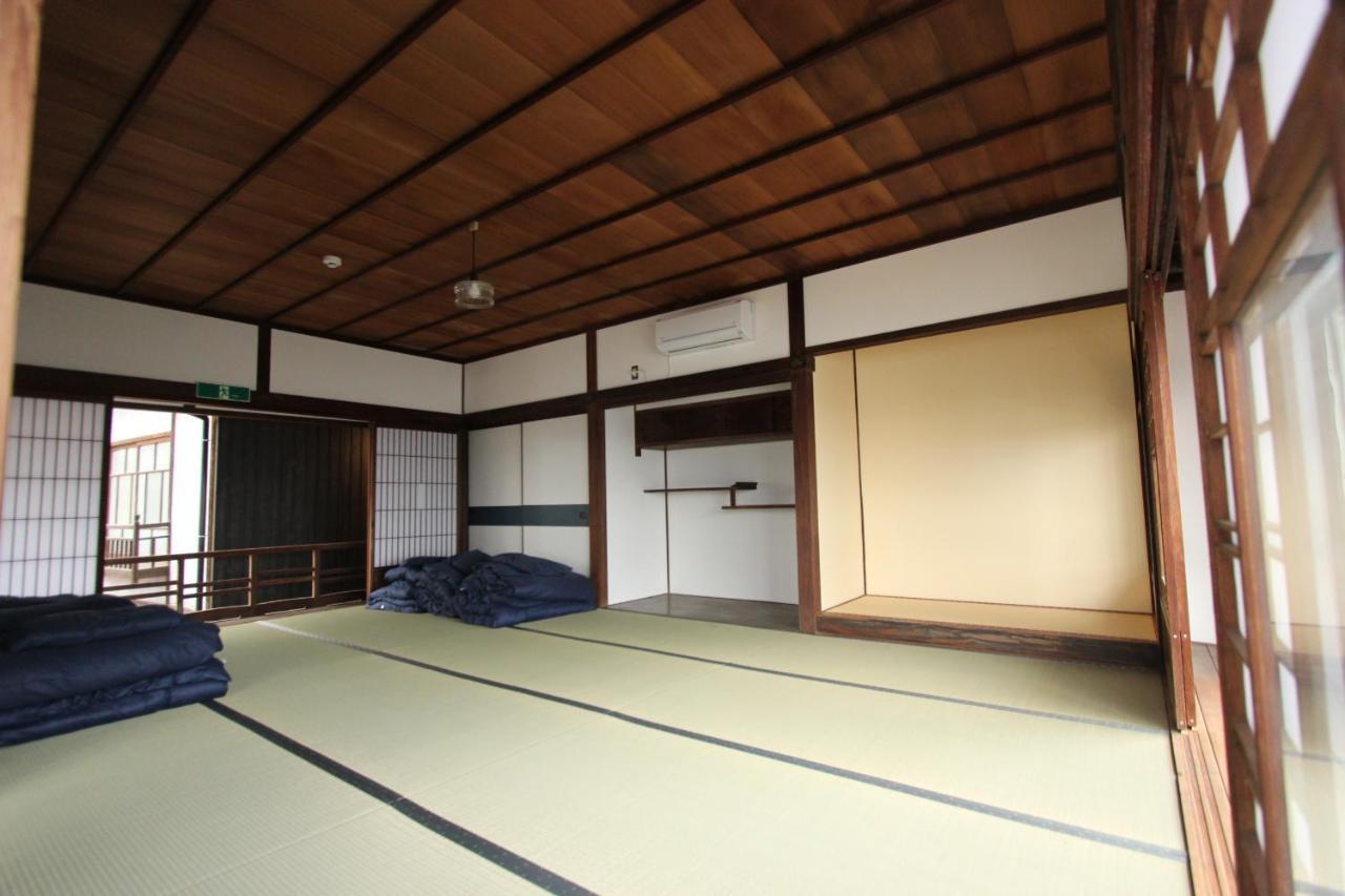 Onomichi Guest House Miharashi-Tei Екстер'єр фото
