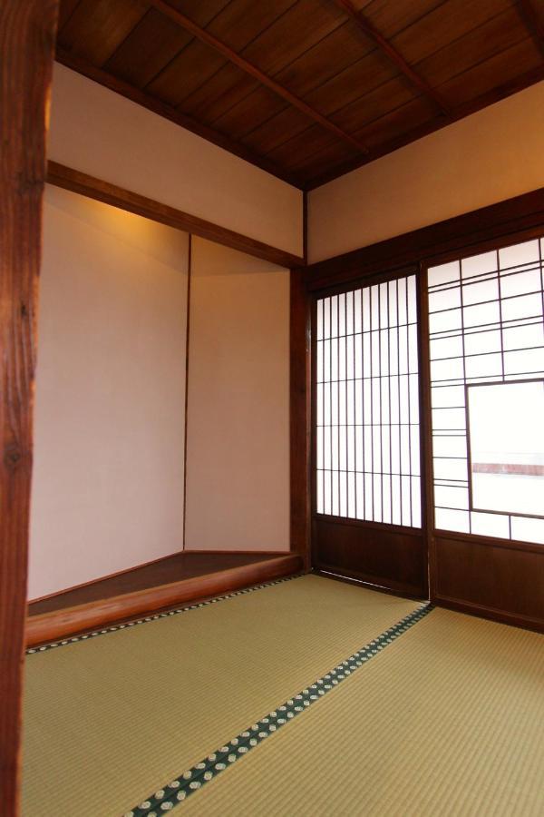 Onomichi Guest House Miharashi-Tei Екстер'єр фото