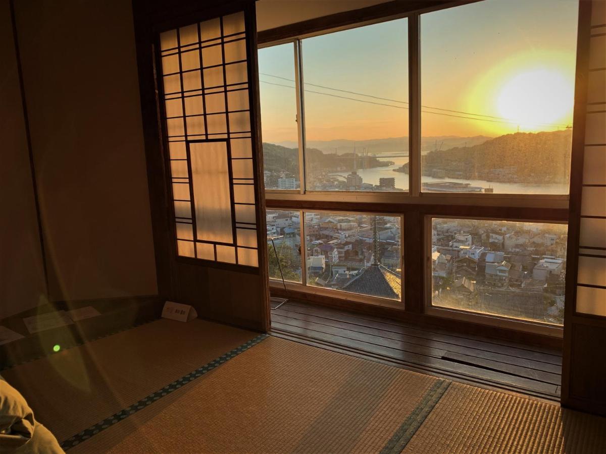 Onomichi Guest House Miharashi-Tei Екстер'єр фото