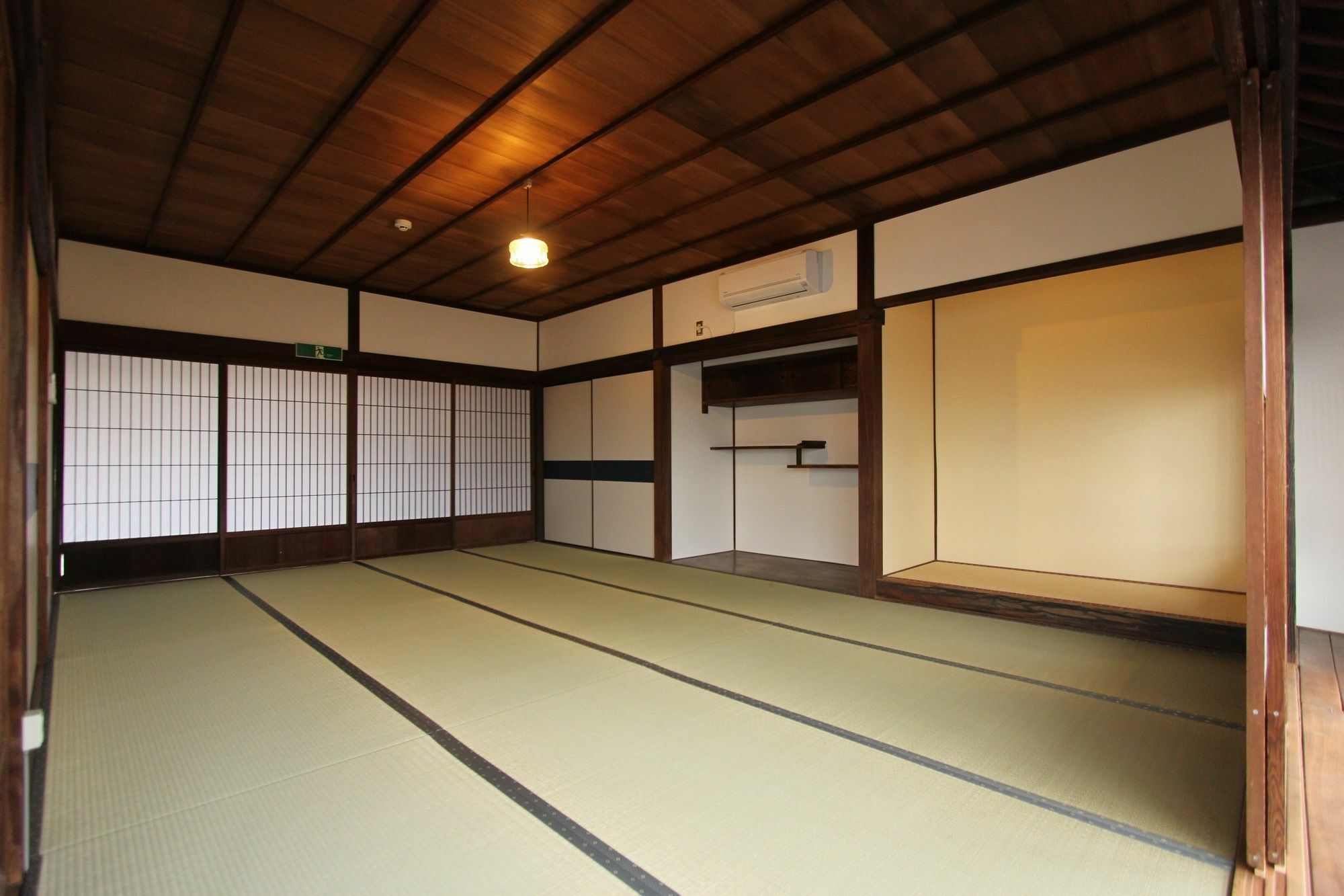 Onomichi Guest House Miharashi-Tei Екстер'єр фото
