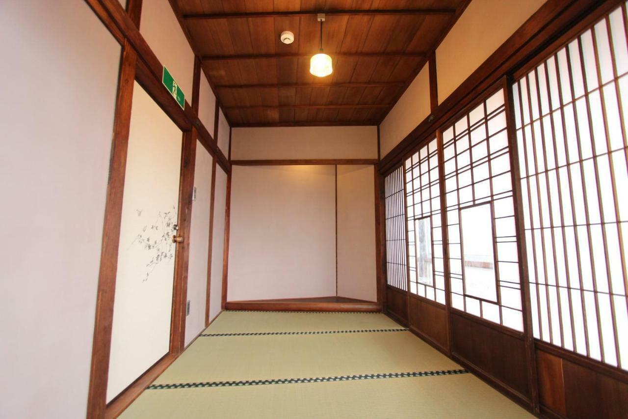 Onomichi Guest House Miharashi-Tei Екстер'єр фото